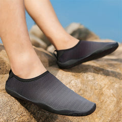 Men's Quick Drying Water Shoes Lightweight Slip On Beach Aqua Socks