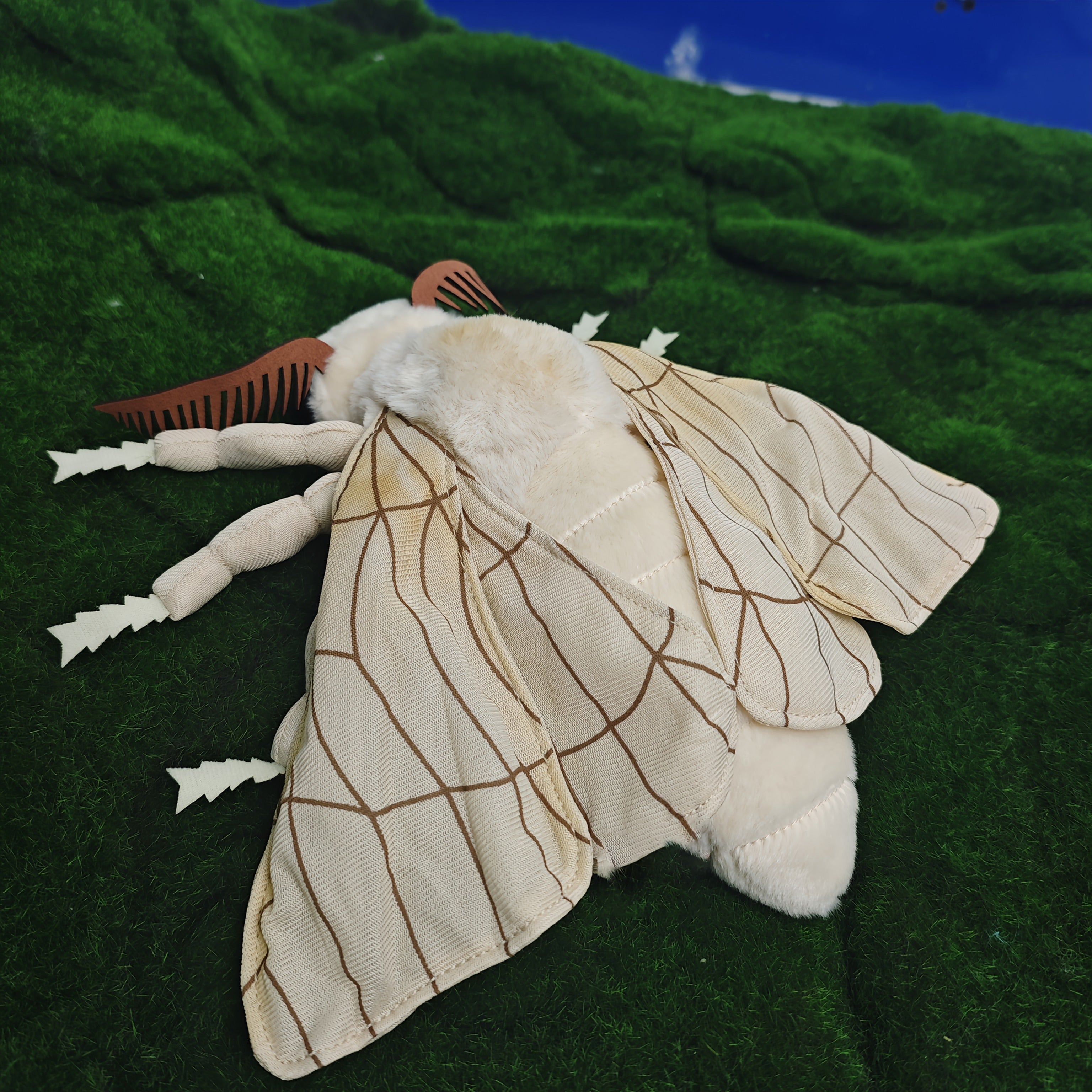 Realistic Silkworm Moth Plush Toy Soft Stuffed Animal for Nature Family Gift