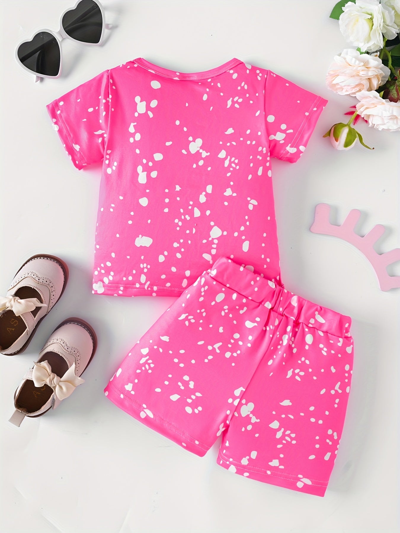 Tie Dye Cartoon Figure Print T shirt & Shorts 2pcs Set for Baby Girls