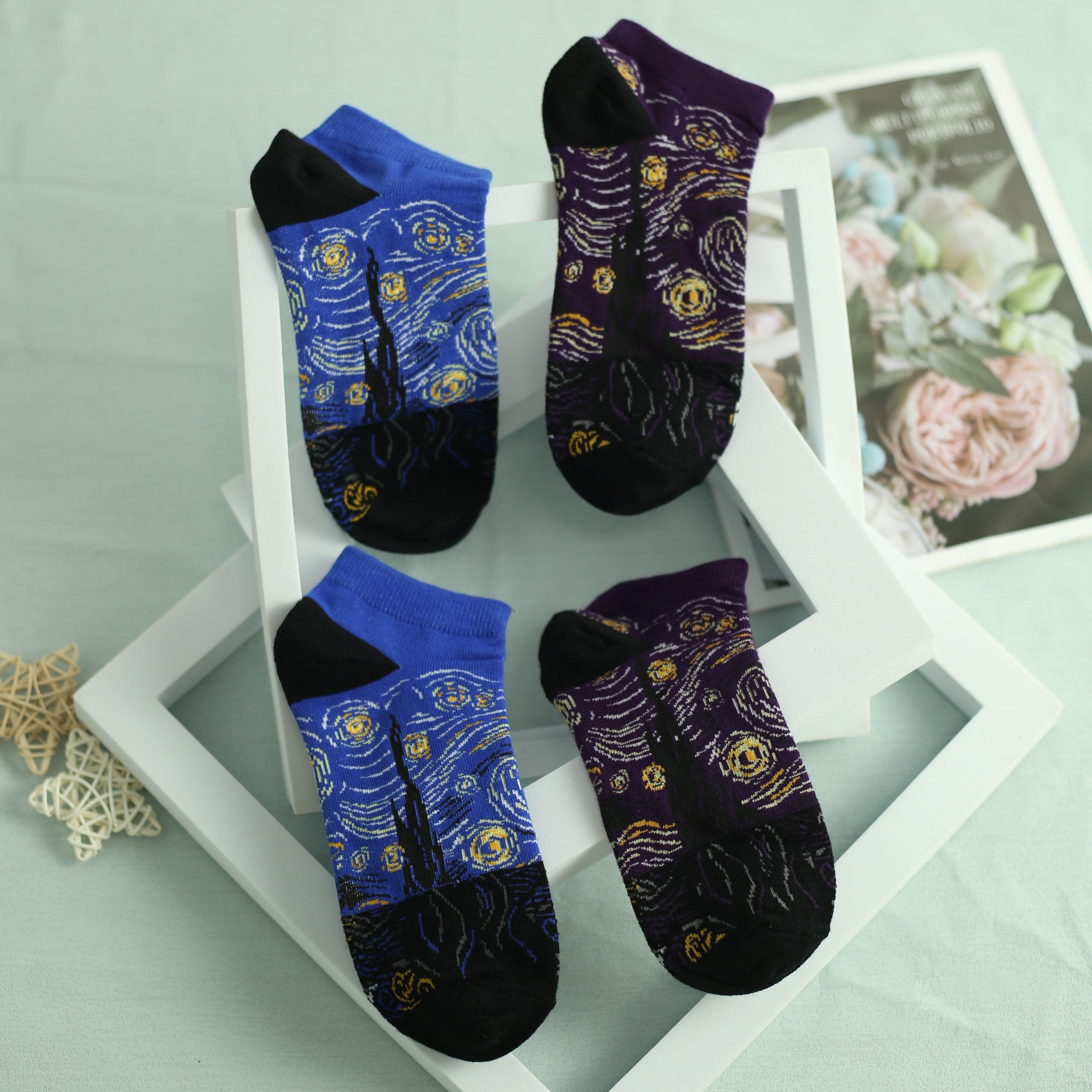Men's Starry Night Pattern Crew Socks 2 Pairs