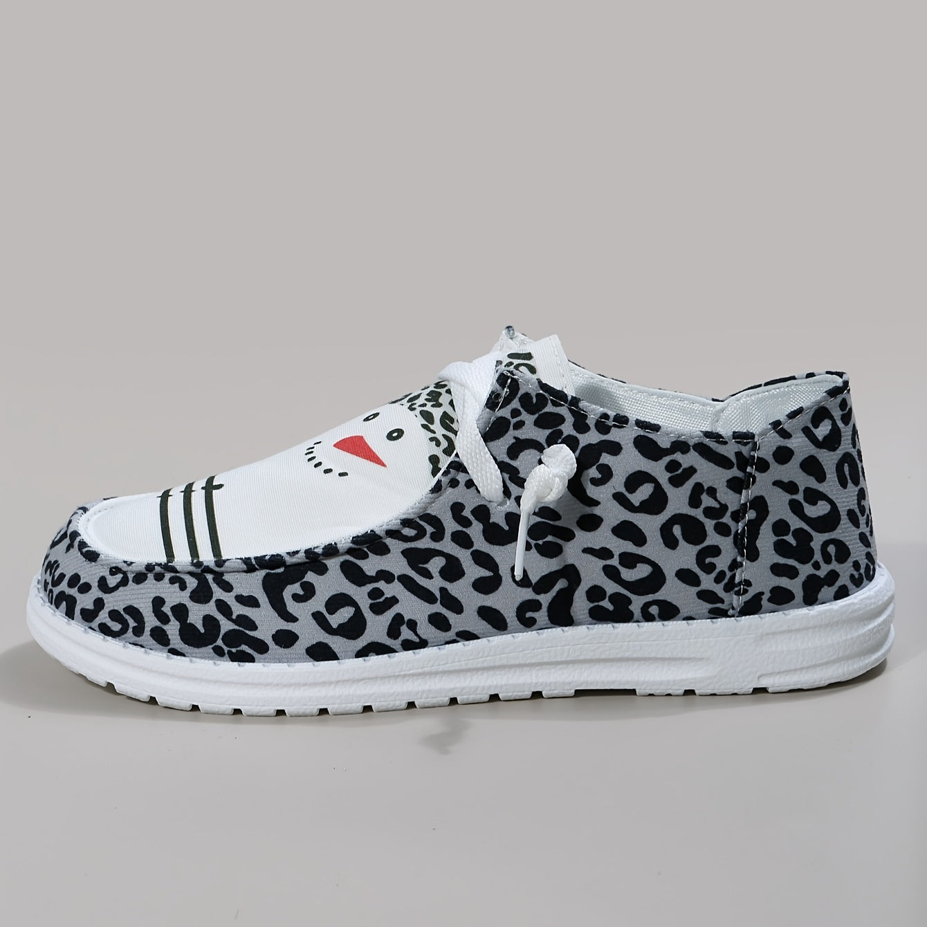 Christmas Snowman Cartoon & Leopard Pattern Canvas Shoes Lightweight Low Top Sne