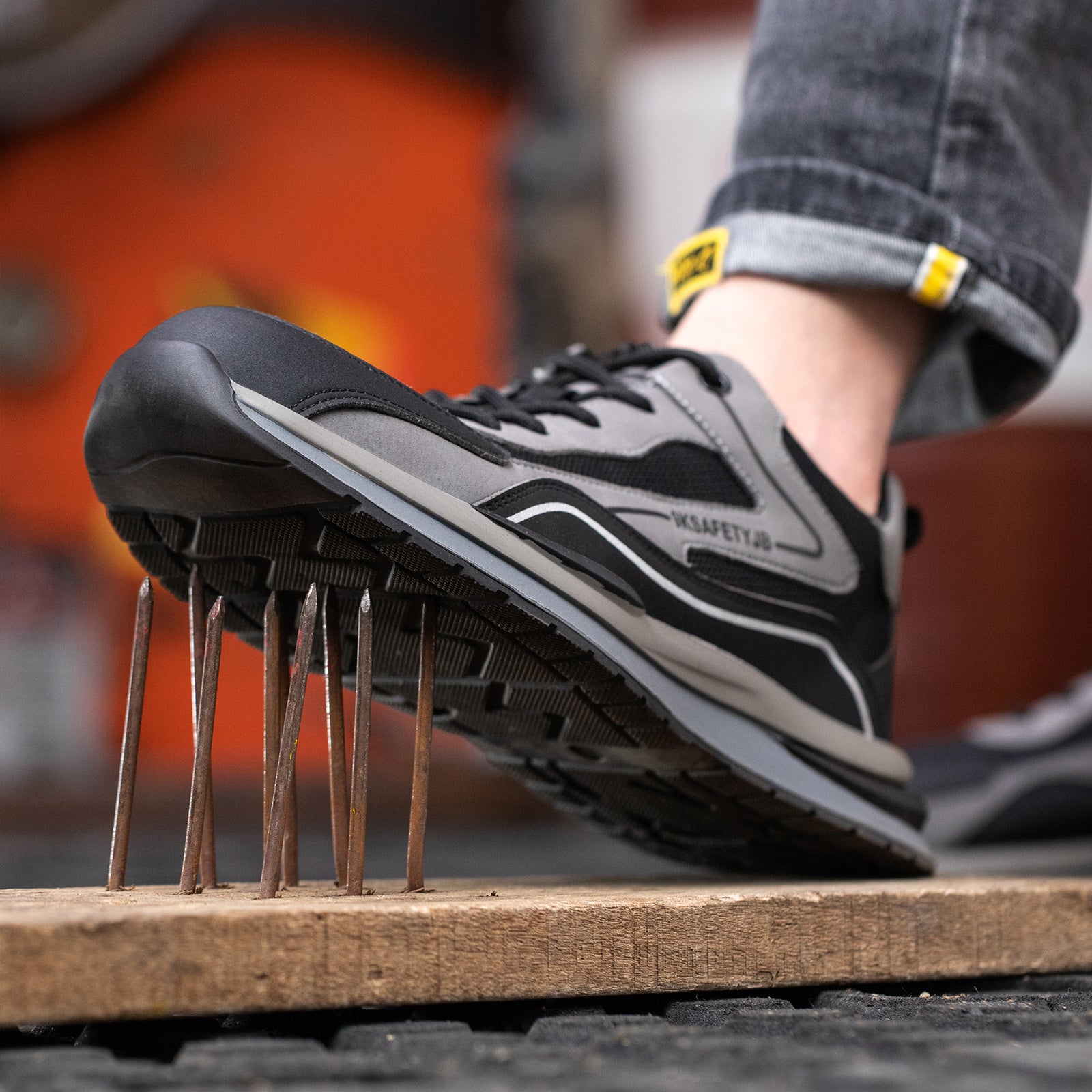 Men's Work Safety Shoes Puncture Proof Lightweight Sneakers