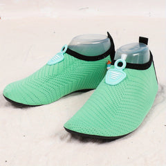 Unisex Barefoot Slip On Water Shoes Lightweight Quick Dry Aqua Shoes