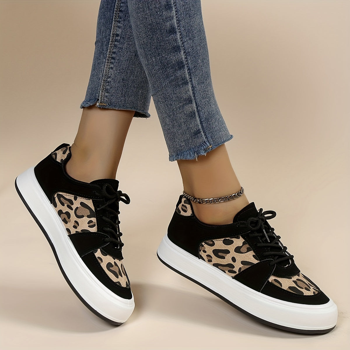 Leopard Print Skate Shoes Low Top Sports Sneakers
