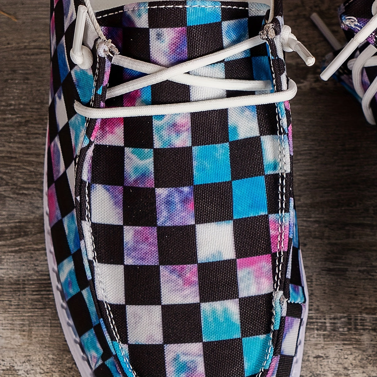 Women's Colorful Plaid Walking Shoes Lightweight Low Top Sport Skate Shoes