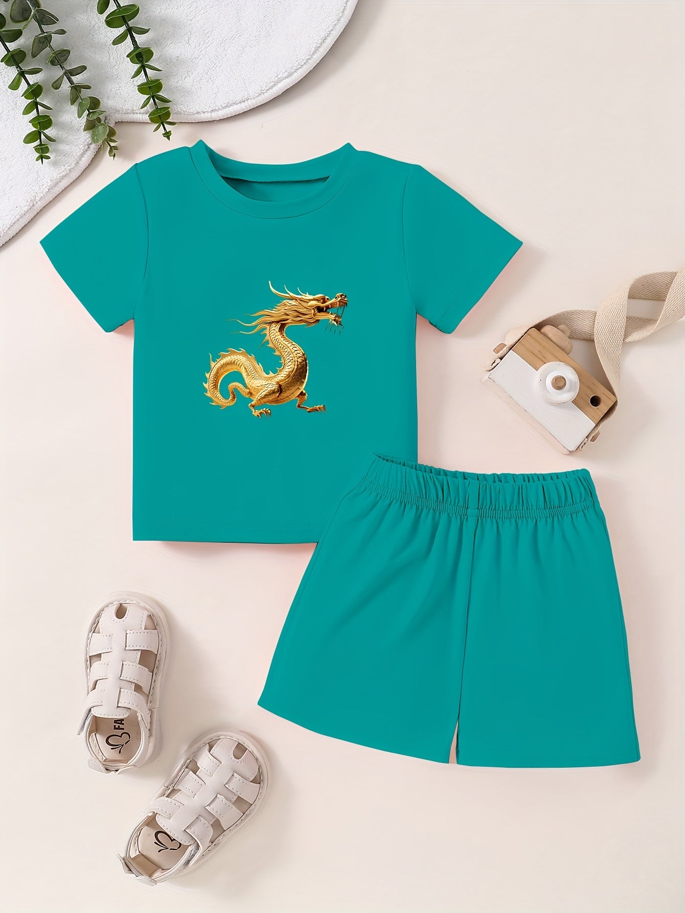 Toddler Dragon Cartoon Print T-shirt & Shorts Set