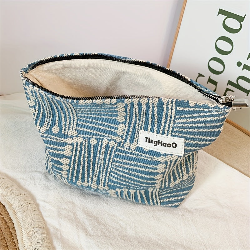 Women's Small Travel Storage Bag for Outdoor Travel and Commute