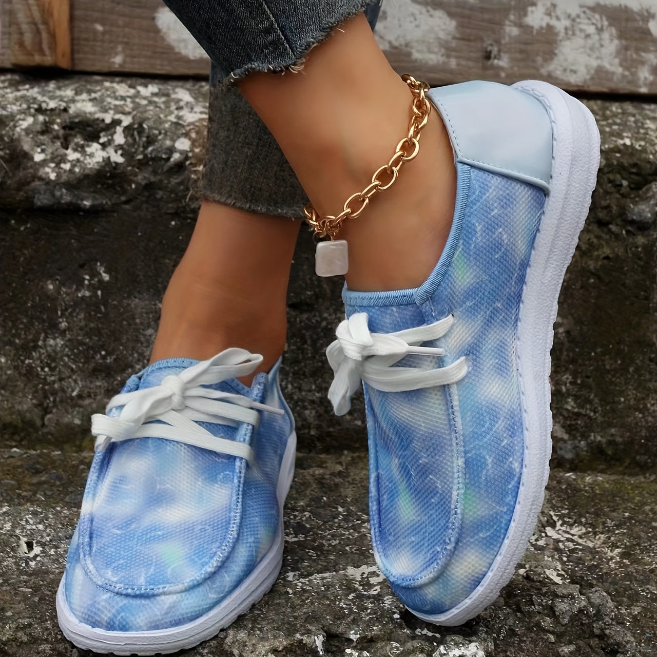 Women's Canvas Shoes Lace Up Lightweight Low Top Daily Travel Shoes