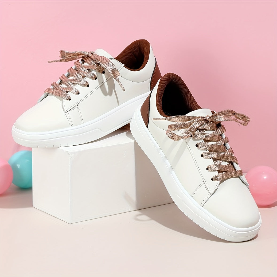 Lightweight Skate Shoes Faux Leather Wear Resistance Non Slip Flat Sneakers