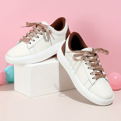 Lightweight Skate Shoes Faux Leather Wear Resistance Non Slip Flat Sneakers