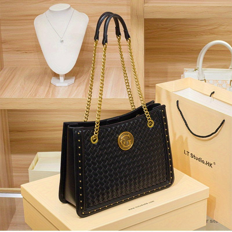 Stylish Underarm Crossbody Bag with Chain Shoulder Strap