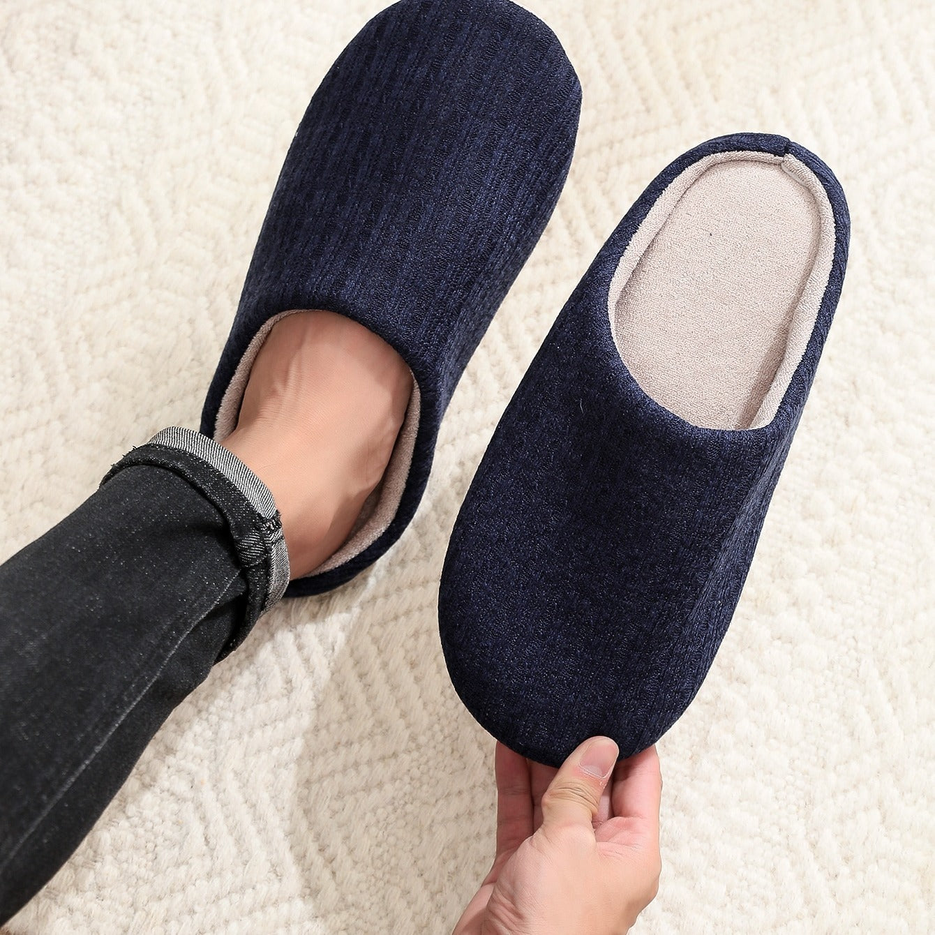 Men's Minimalist Bedroom Slip On Slippers