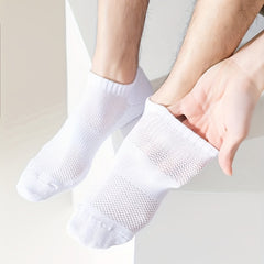 6 Pairs Men's Moisture Wicking Short Socks, Thick Padding, Deodorant Tech