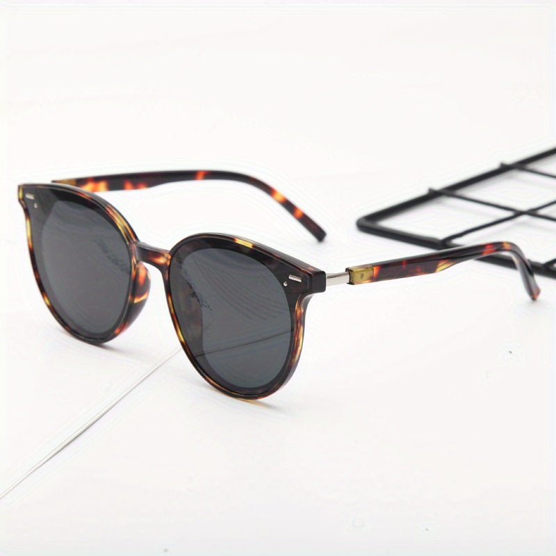 Round Polarized Sunglasses Rivet Decor UV400