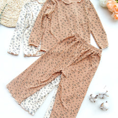 Floral Pattern Kid's Pajamas Set Long Sleeve Top & Pants Comfy PJ Set