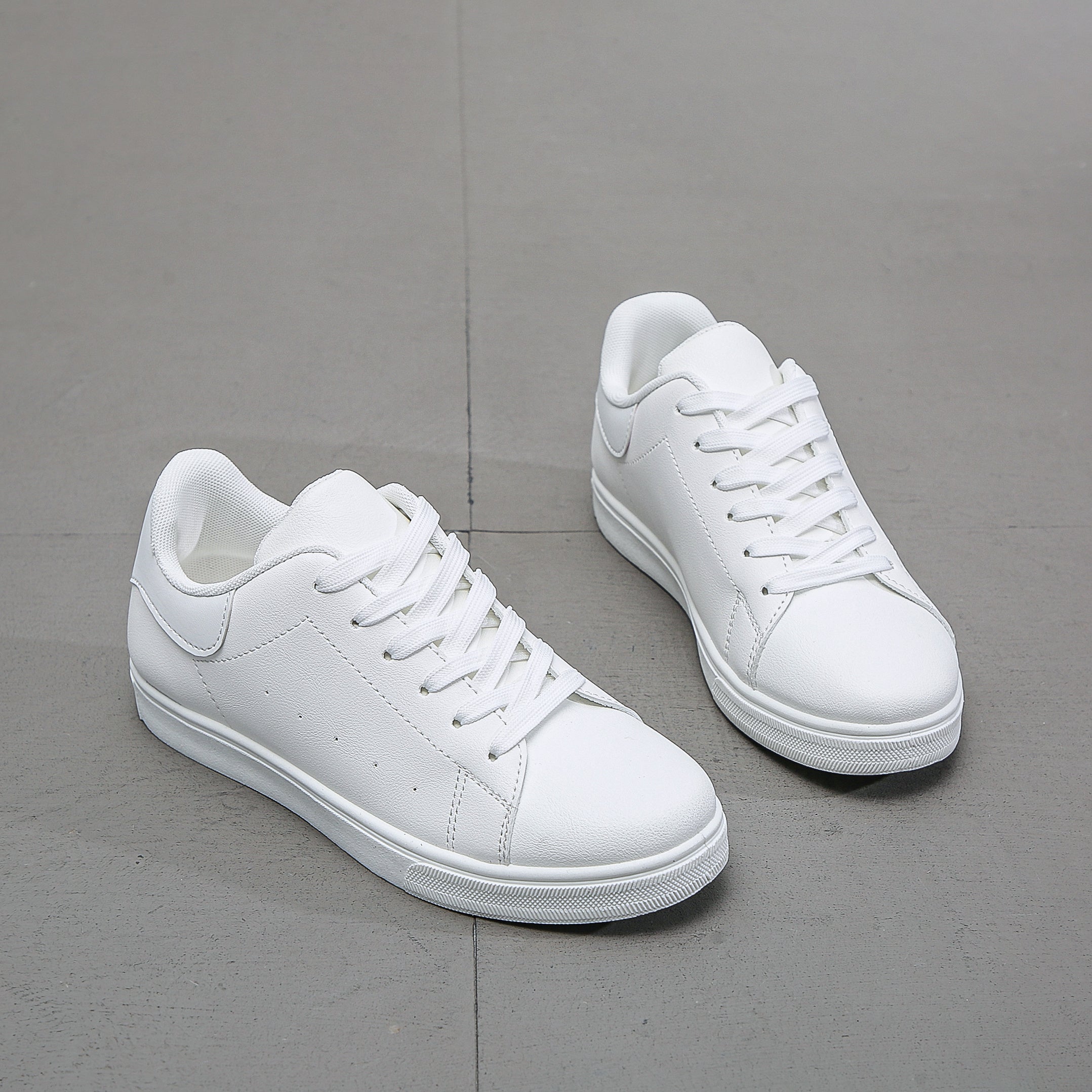 Women's Flat Lace-Up Walking Shoes Casual Faux Leather Sneakers