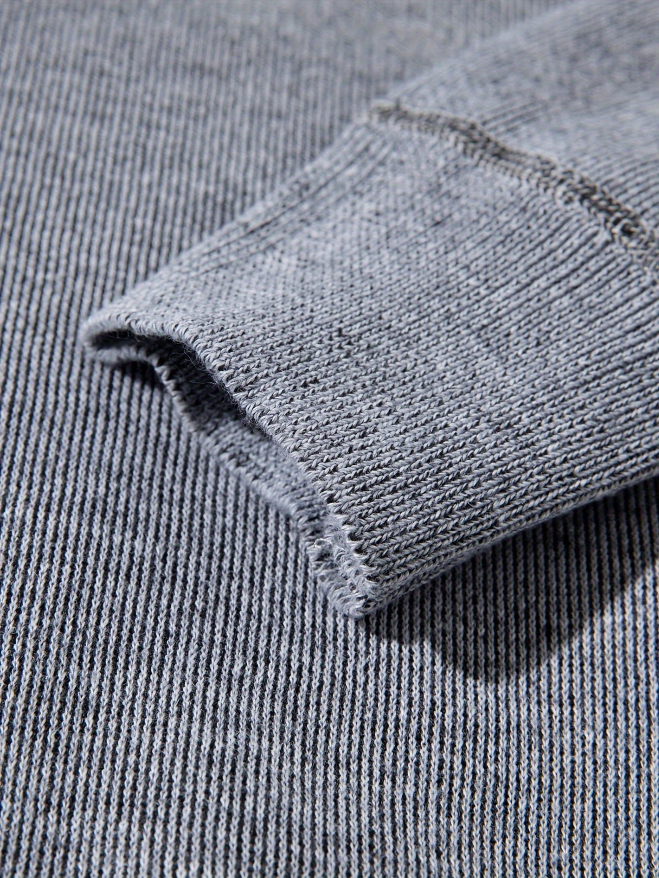 Men's Stretch Thermal Round Neck Sweater for Autumn Winter