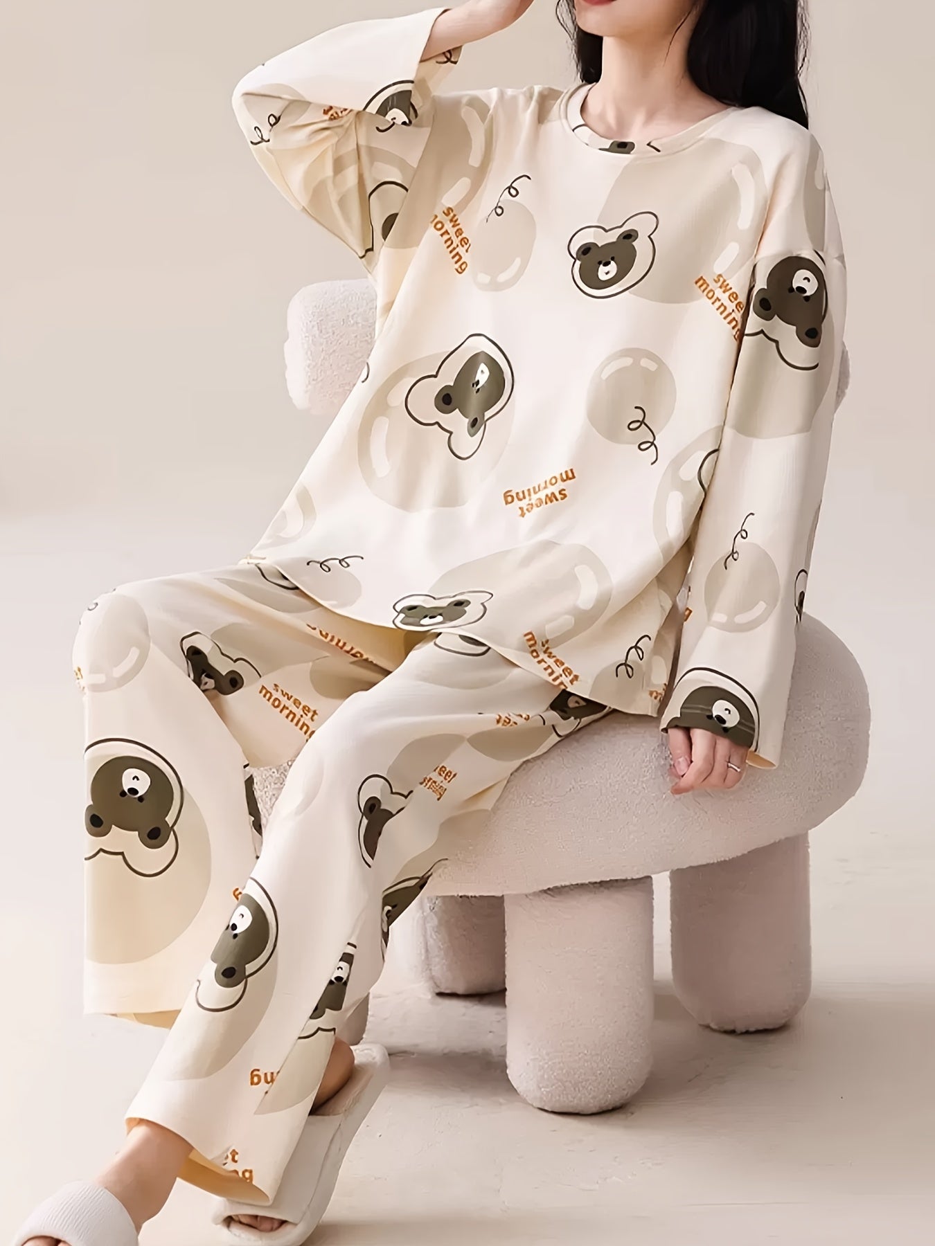 Bear Print Pajama Set Long Sleeve Crew Neck Top & Lounge Pants