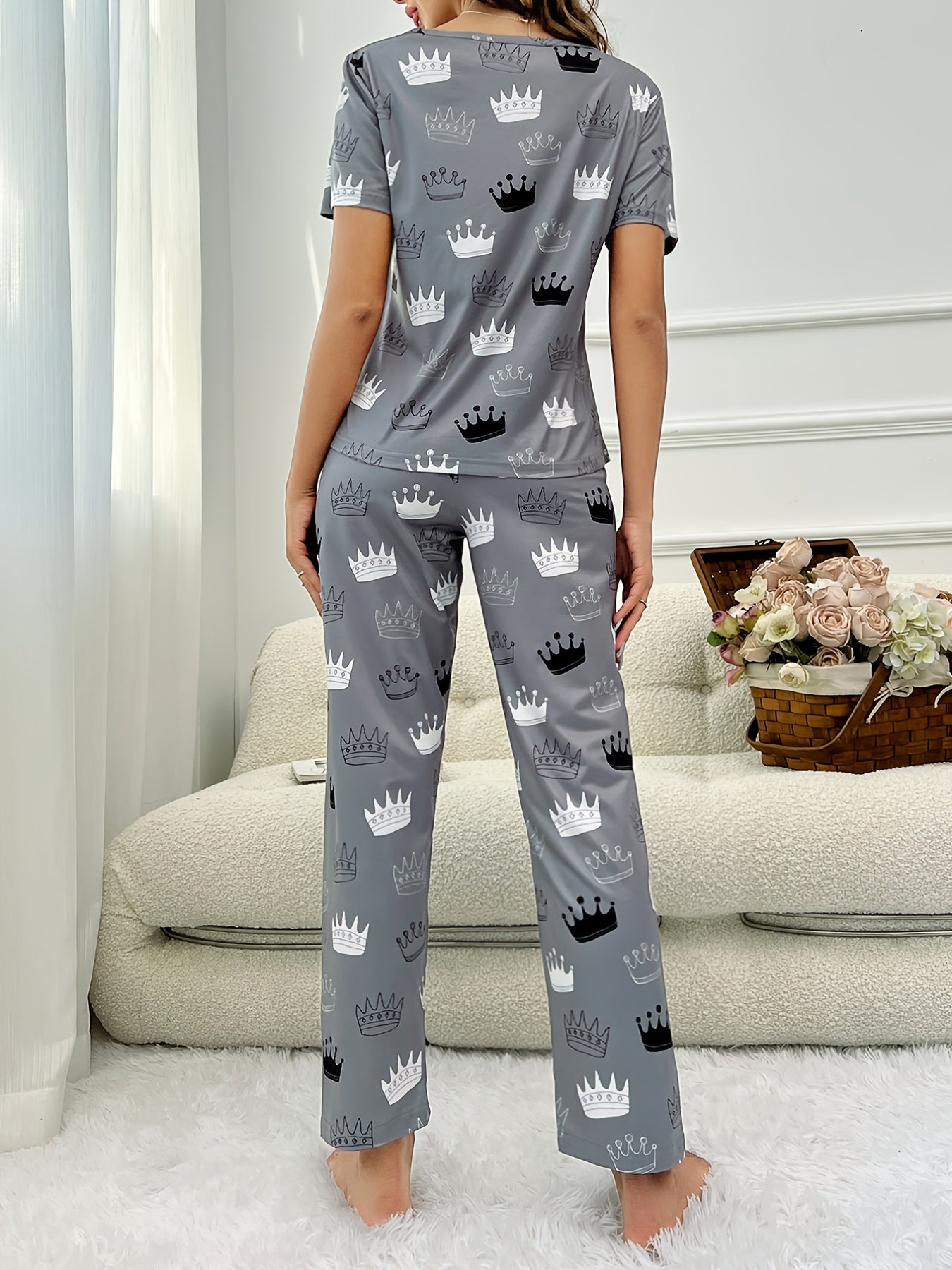 Crown Print Pajama Set Short Sleeve Top & Lounge Pants