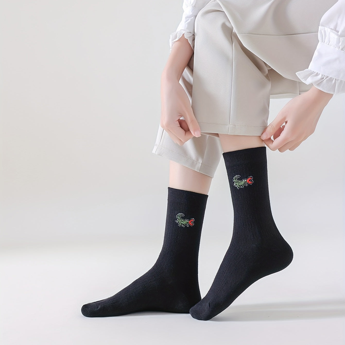 5 Pairs Funny Crocodile Print Crew Socks Women's Stockings
