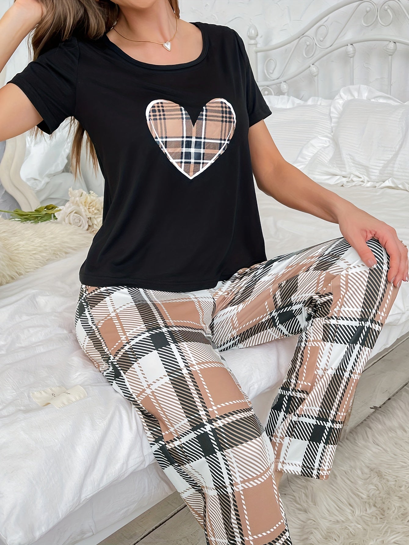 Heart Print Pajama Set Short Sleeve Crew Neck Top & Plaid Pants