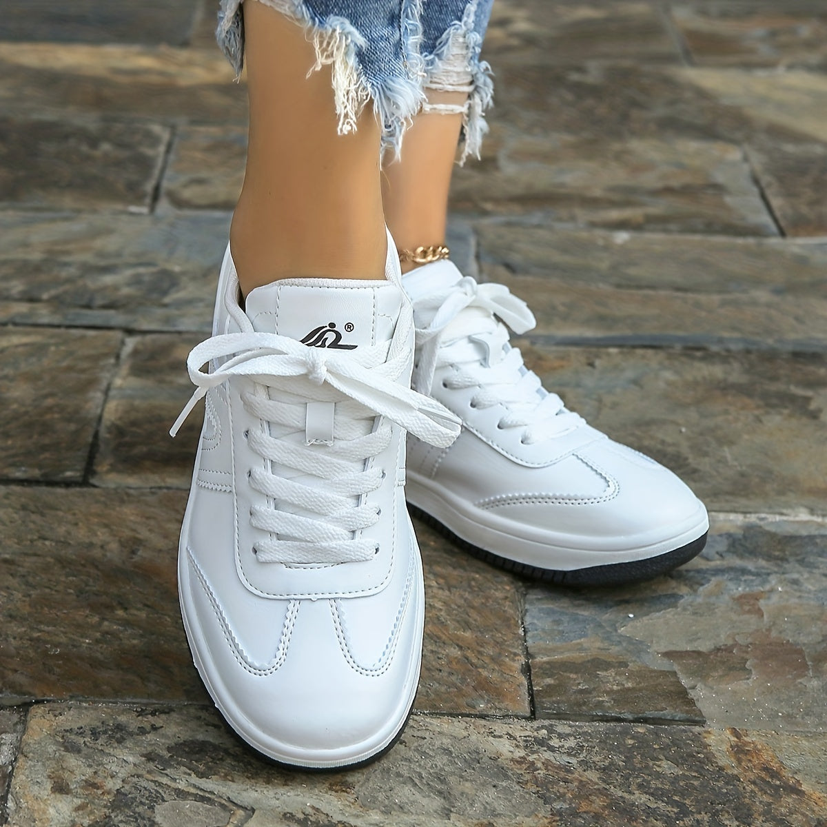 Women's Casual Lace Up Sport Shoes Comfortable & Versatile