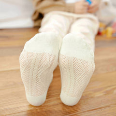 Cartoon Bear Print Crew Socks Women's Stockings