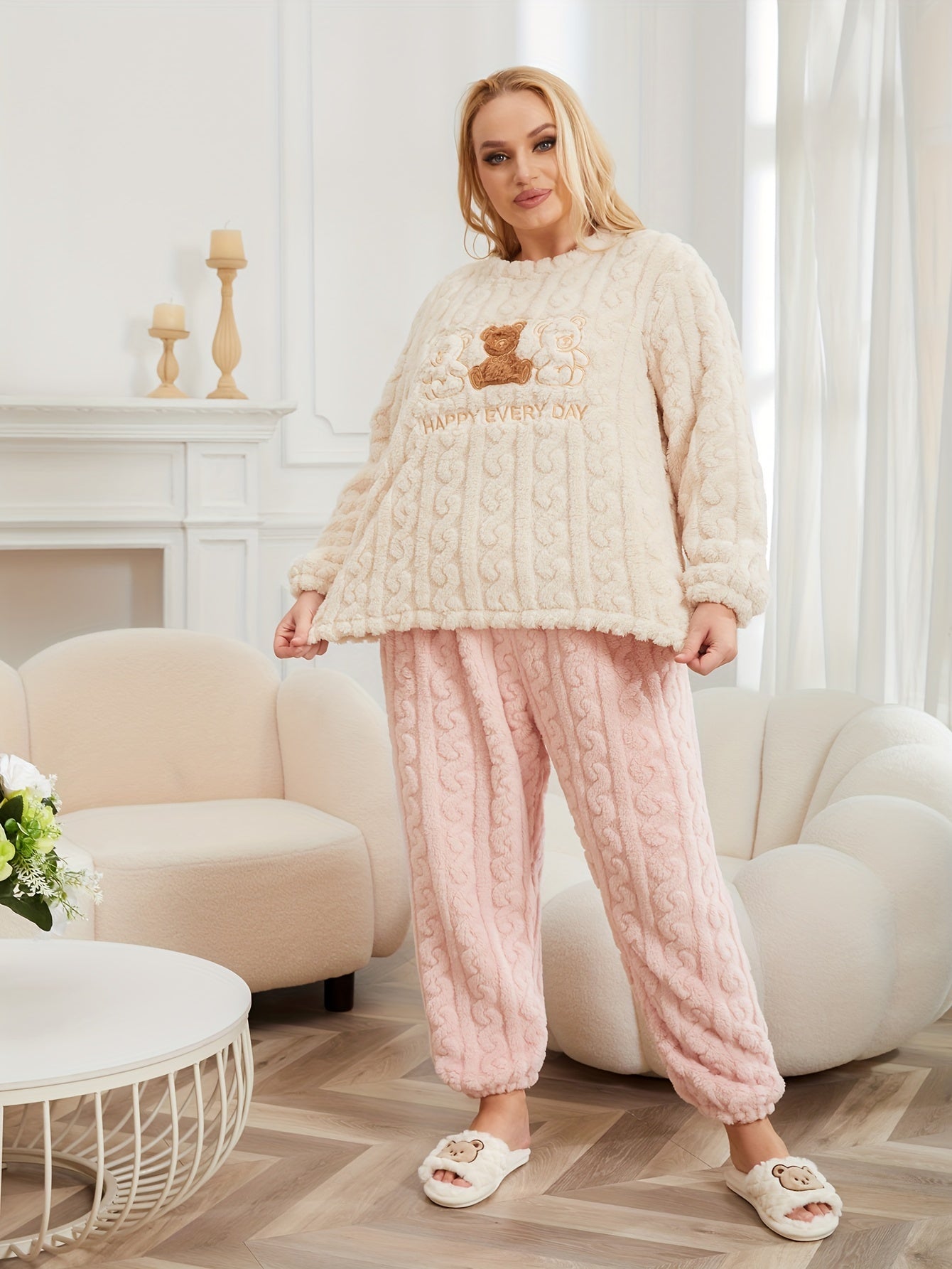 Women's Plus Teddy Bear Pattern Flannel Pajama Set