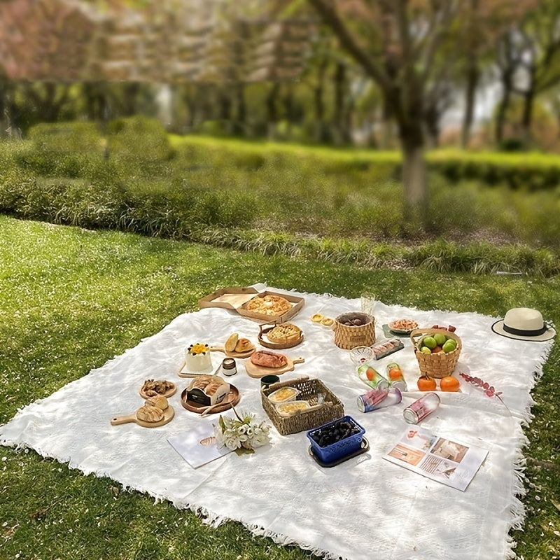 Portable Moisture-proof Mat for Outdoor Camping Picnic Beach