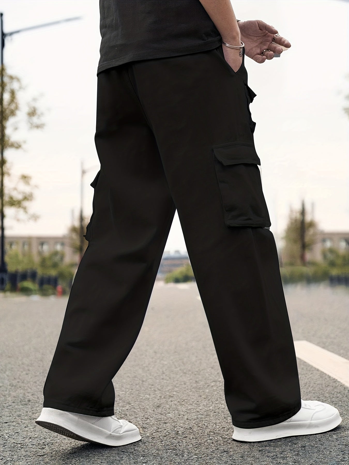 Men's Flap Pocket Cargo Pants Loose Fit