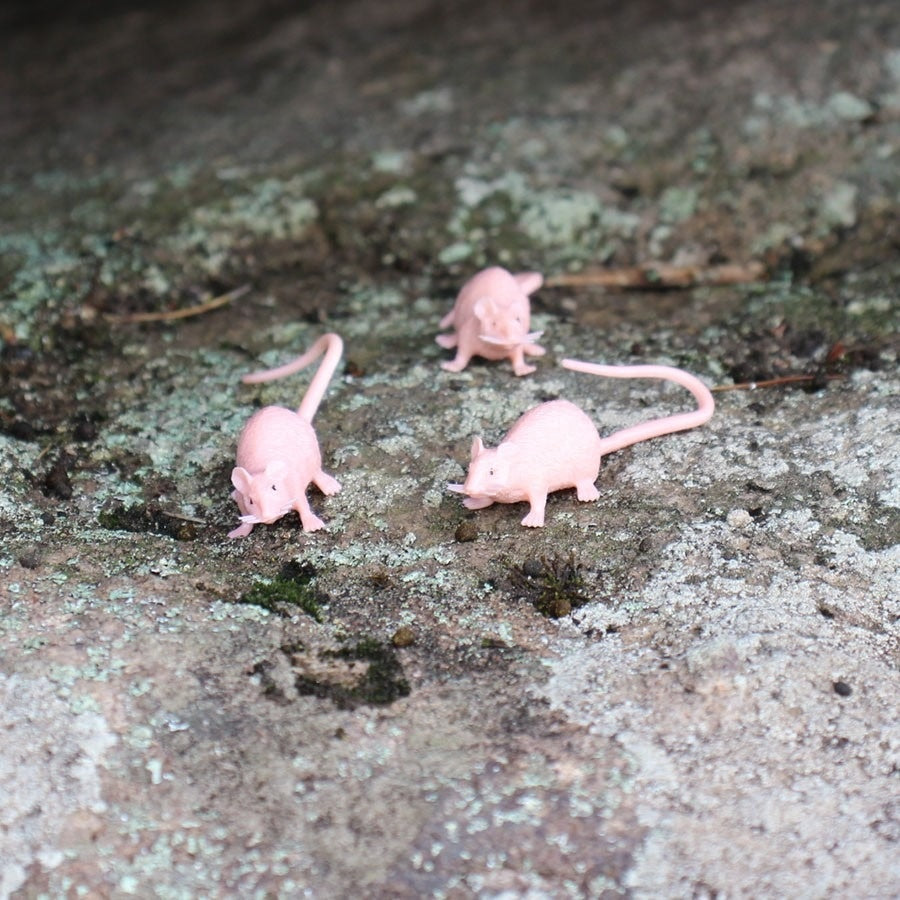 Pink Realistic Rat Prank Toy Durable Plastic Halloween Gag Gift