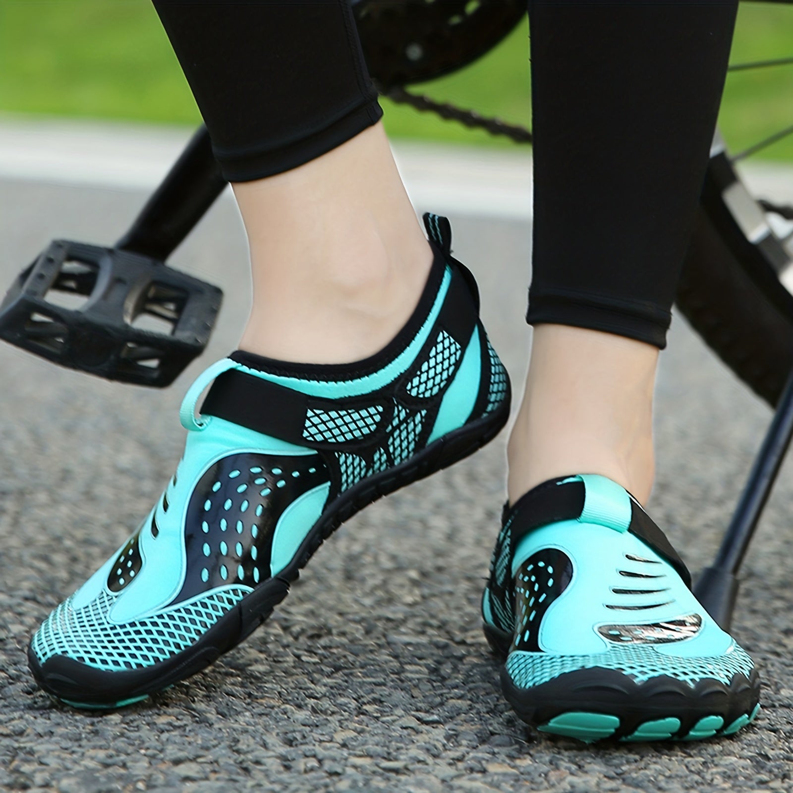 Women's Breathable Water Shoes Non Slip Quick Drying Barefoot Shoes