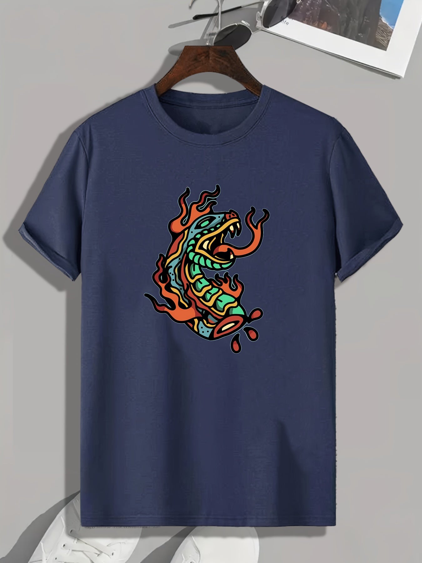 Dragon Print Men's Graphic Tee for Summer