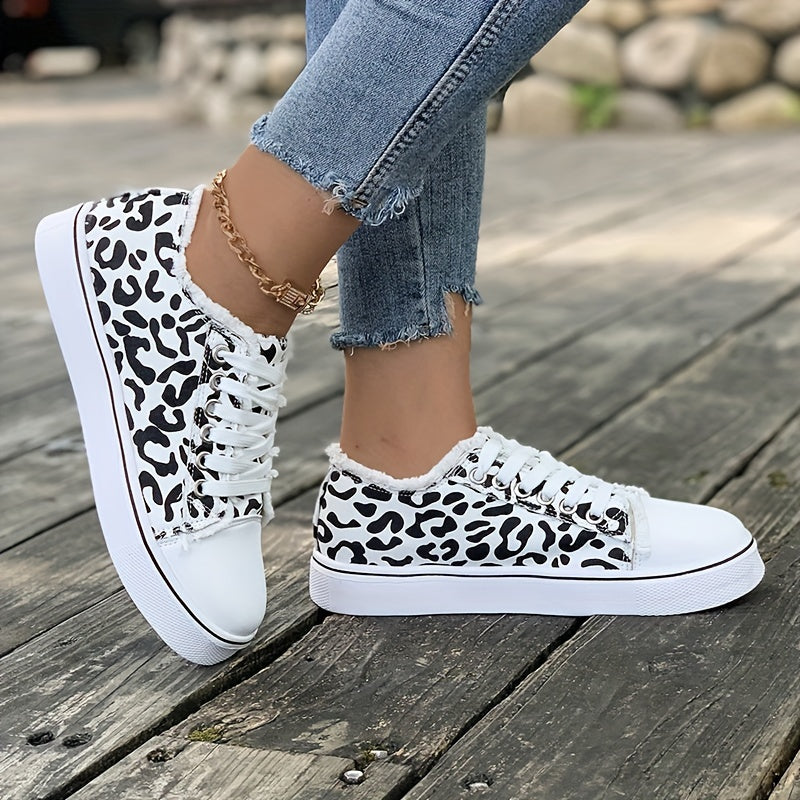 Leopard Print Canvas Sneakers Women Casual Lace Up Low Top Shoes