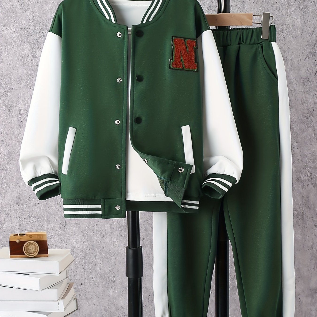 Boy's Preppy Style Baseball Jacket & Sweatpants Set