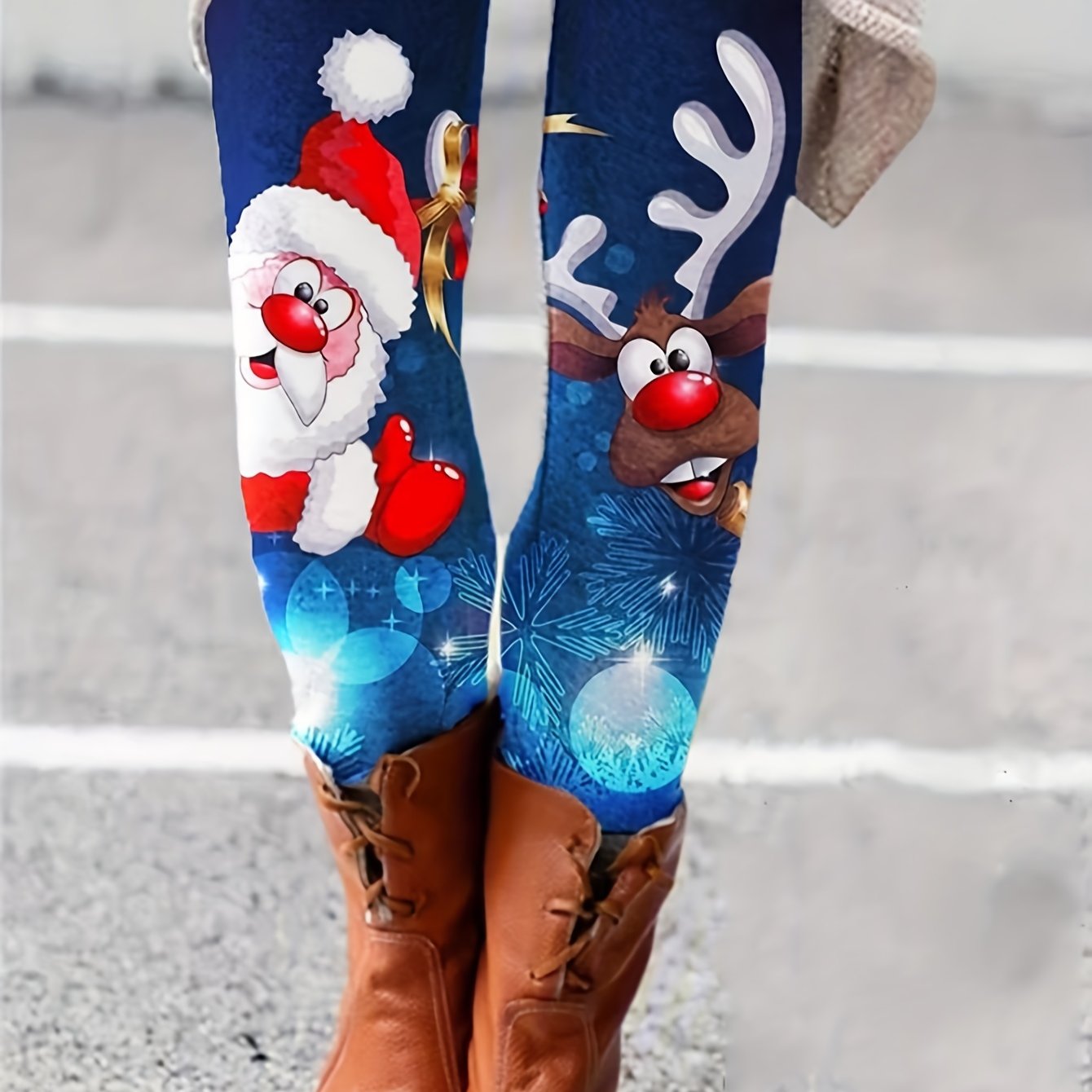 Women's Plus Santa & Reindeer Print High Rise Leggings