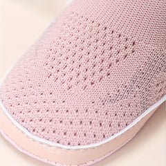 Breathable Slip On Woven Shoes For Baby Girls Lightweight Non slip Shoes