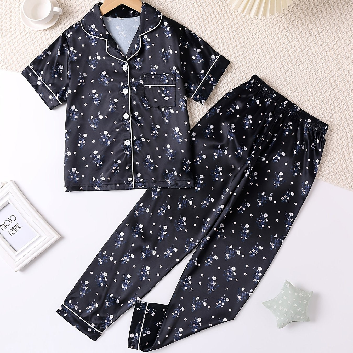 2pcs Girls Floral Print Short Sleeve T shirt And Elastic Waist Pants Pajama Set