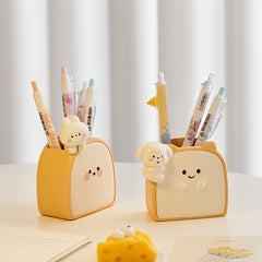 Resin Little Rabbit Tummy Time Toast Pen Holder