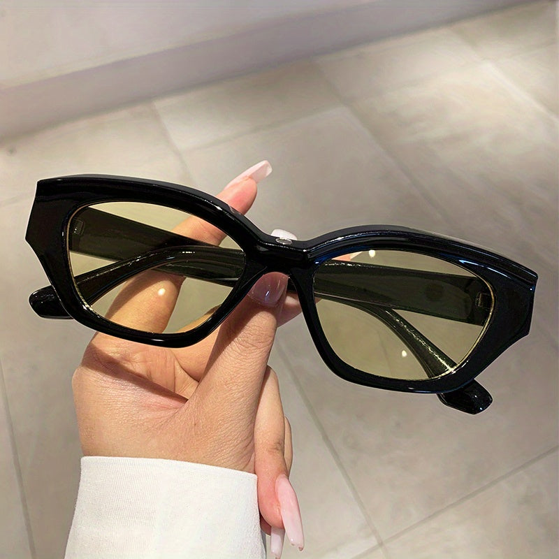 Y2K Cat Eye Sunglasses UV400 Sun Shades with Case & Cloth