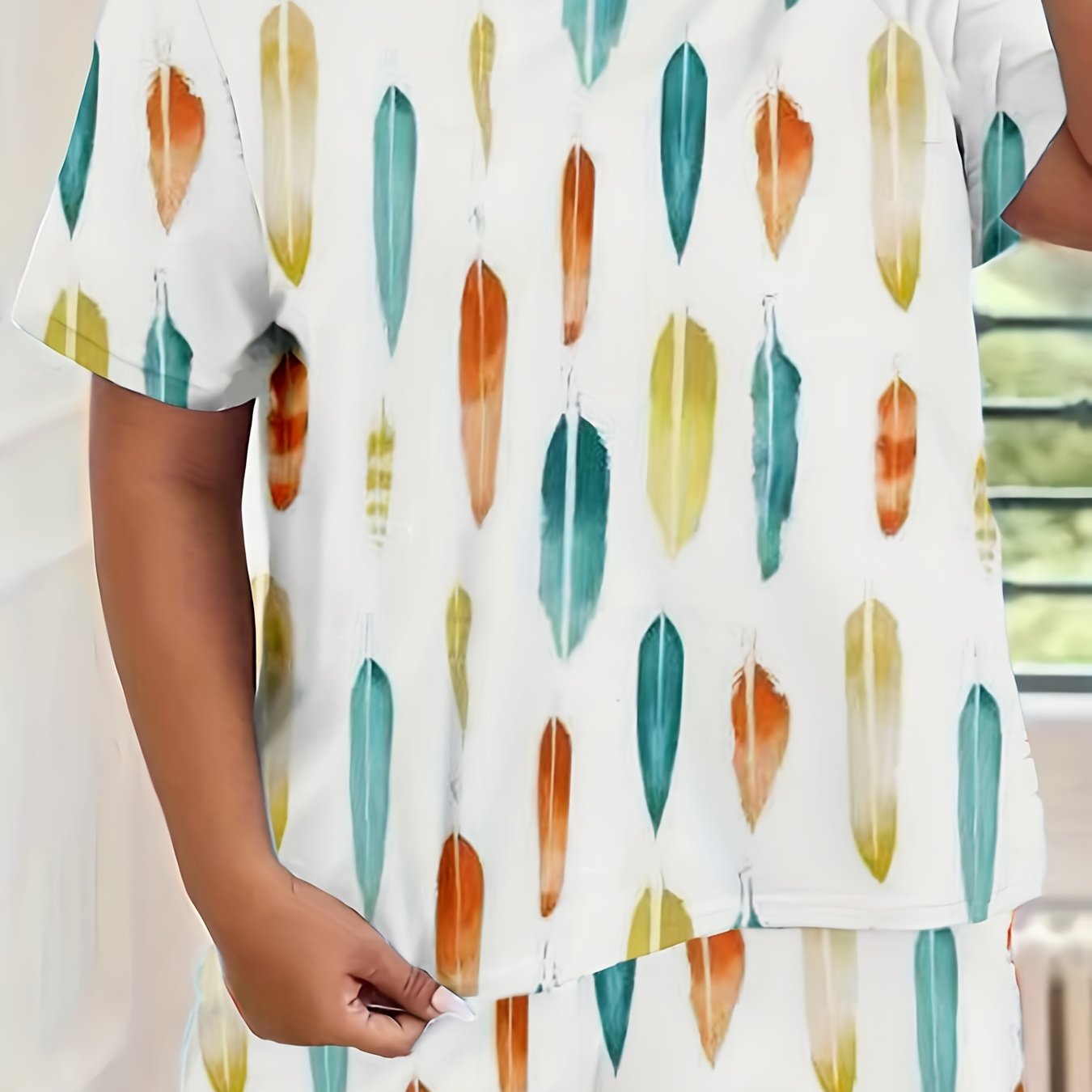 Feather Print Plus Size Top & Shorts Pajama Set