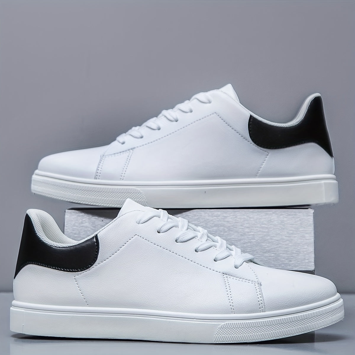 Men's Solid Skate Shoes Comfy Non Slip Casual Lace Up Sneakers