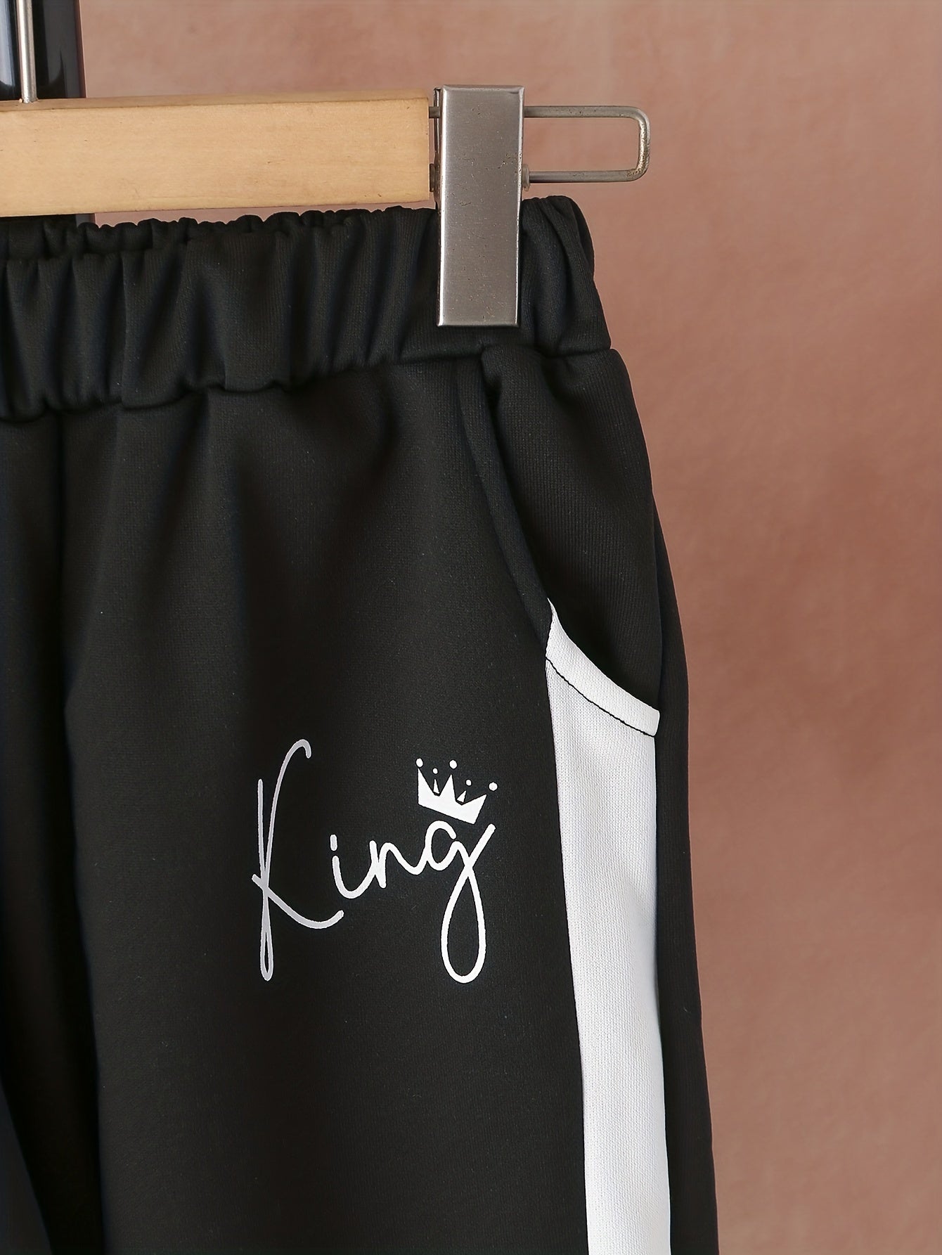 Boy's KING Print Outfit 2pcs Sweatshirt & Sweatpants Set Crown Pattern