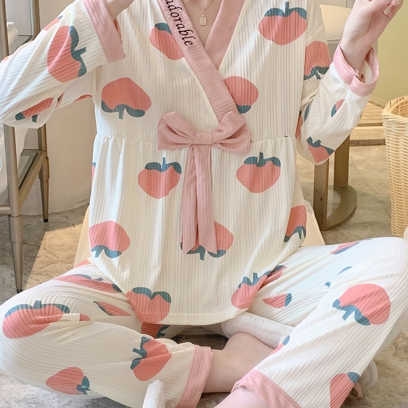 Peach Pattern Pajama Set Long Sleeve Top & Pants Women's Sleepwear