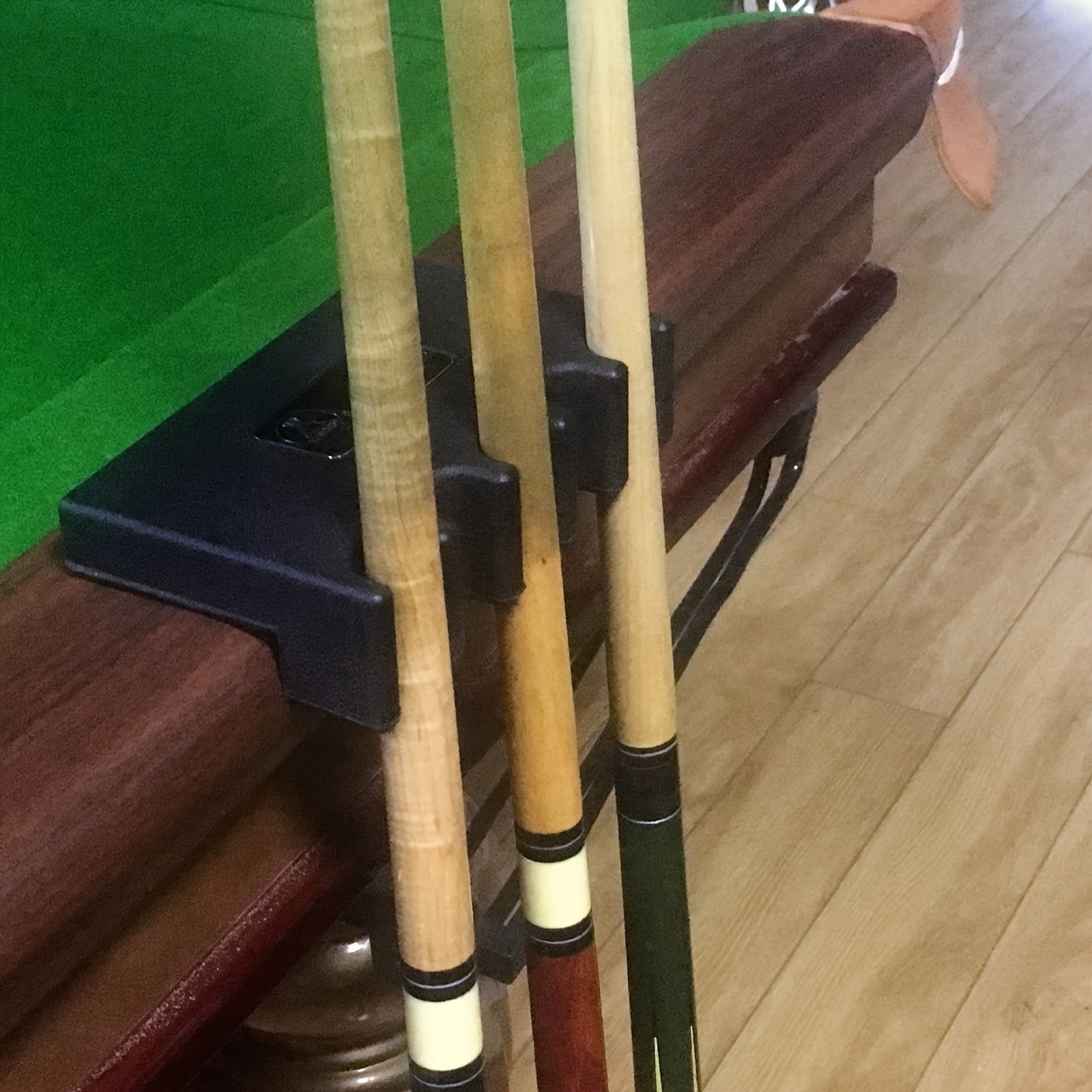 4 Holes Billiard Snooker Cue Rack Pool Cue Holder Billiard Supplies