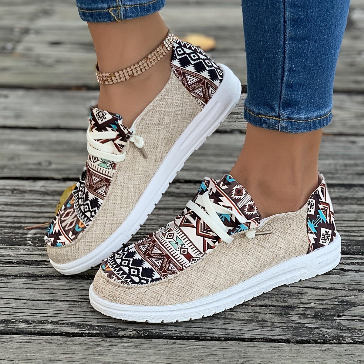 Geometric Print Flat Shoes Retro Slip On Casual Lightweight Soft Walking Shoes
