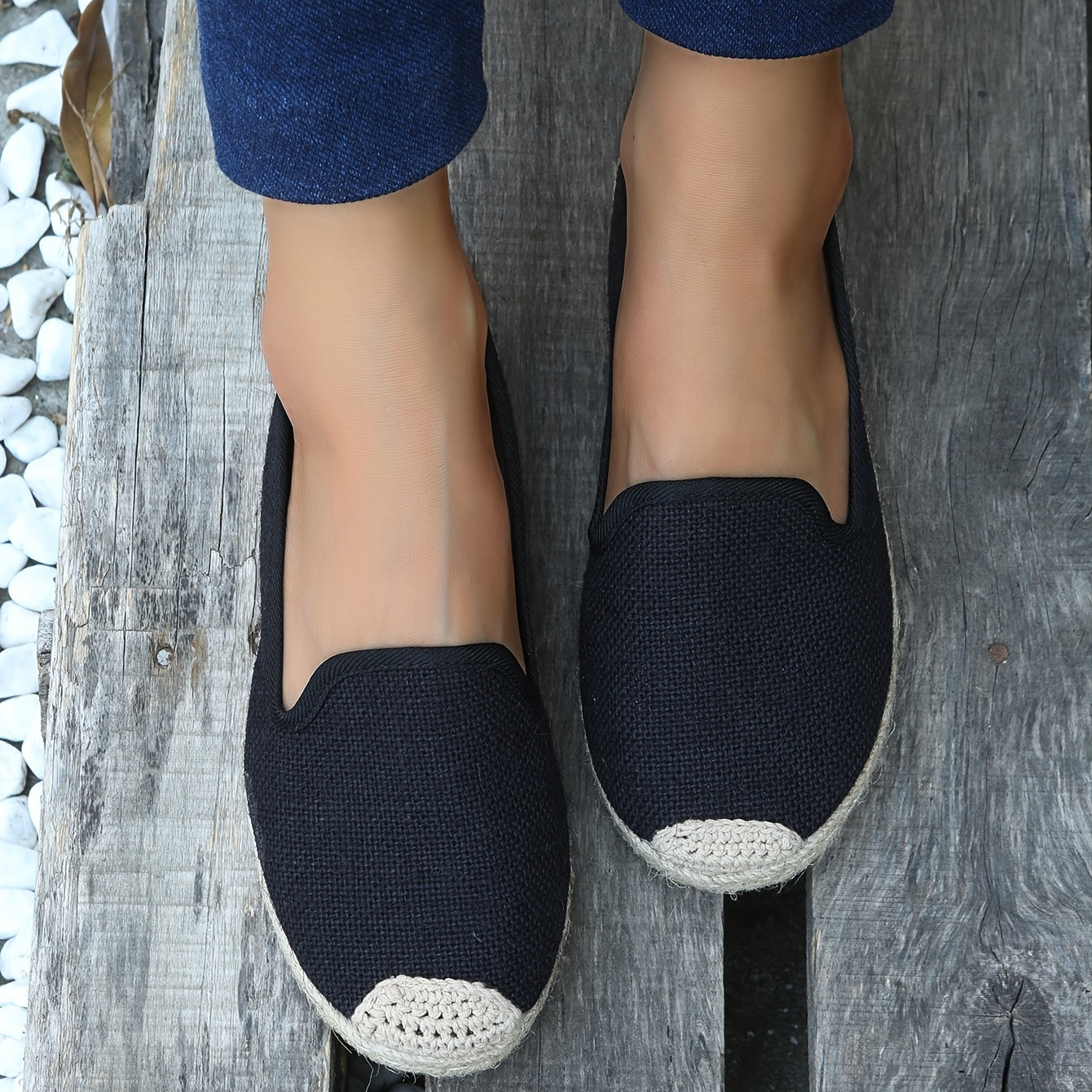 Breathable Flat Slip-On Casual Sneakers Women's Walking Shoes
