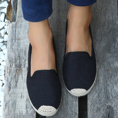 Breathable Flat Slip-On Casual Sneakers Women's Walking Shoes