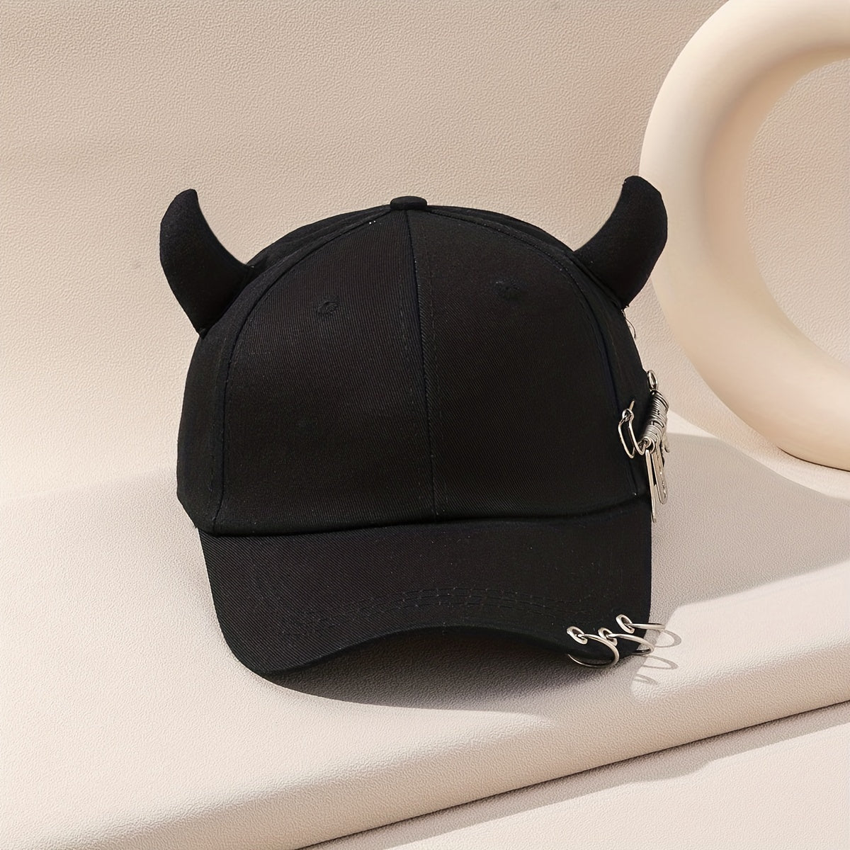 Casual Hip Hop Horn Baseball Cap for Men and Women