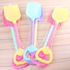 3pcs Beach Sand Shovel Random Patterns Outdoor Sandbox Fun Summer Toy